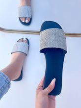 Load image into Gallery viewer, Lydia Sandal- Black
