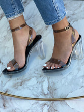 Load image into Gallery viewer, Ariana Heels - Black

