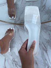 Load image into Gallery viewer, Tessa Heel- White

