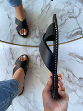 Load image into Gallery viewer, Callie Sandal- Black
