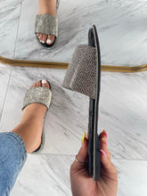 Load image into Gallery viewer, Jessica Sandal- Black
