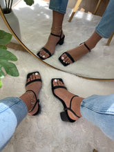 Load image into Gallery viewer, Amelia Heel - Black
