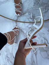 Load image into Gallery viewer, Cancun Heels- White
