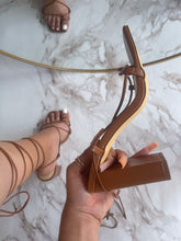 Load image into Gallery viewer, Miami Heel- Tan

