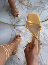 Load image into Gallery viewer, Miami Heel- Yellow
