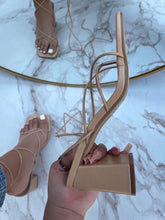 Load image into Gallery viewer, Remi Heel- Nude
