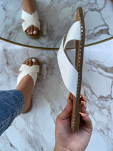 Load image into Gallery viewer, Callie Sandal- White
